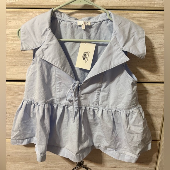 Top - Picture 4 of 6